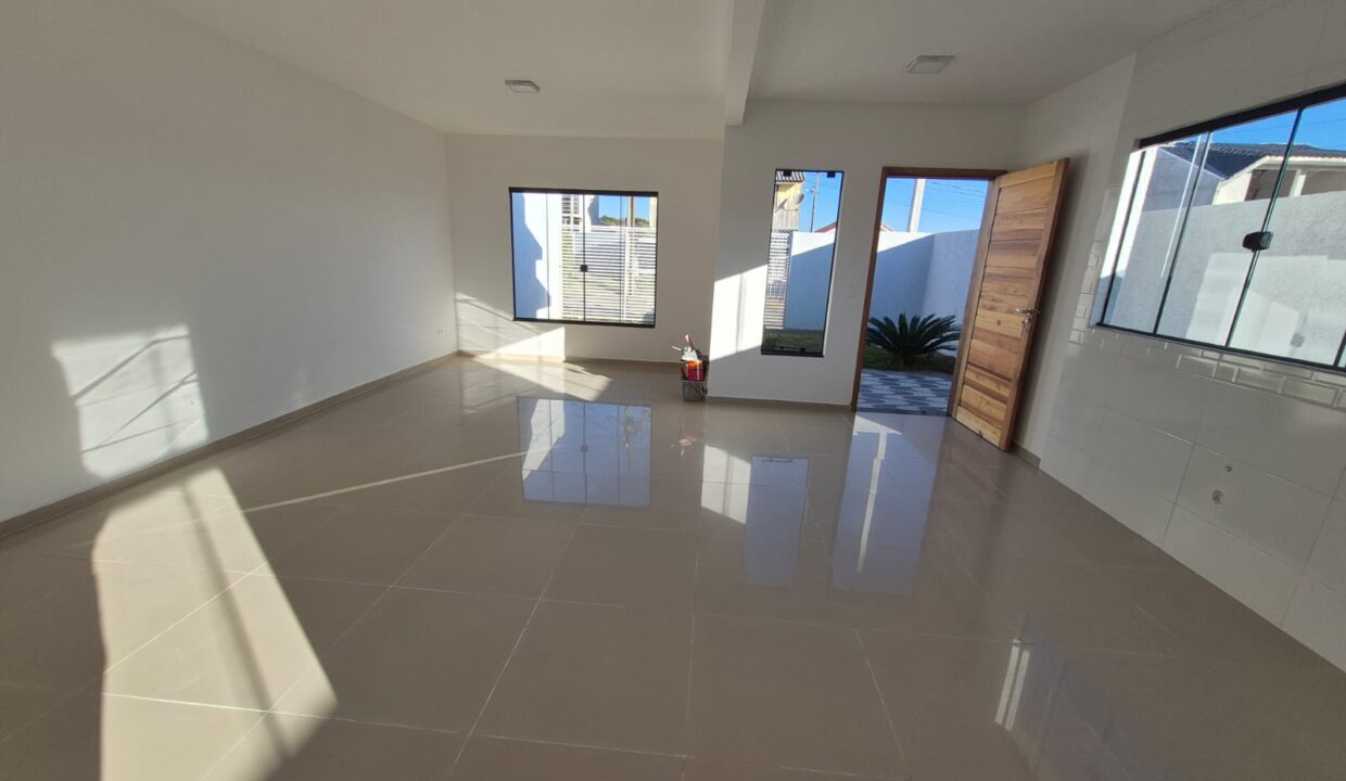 WhatsApp Image 2025-08-13 at 08.46.10 (2)