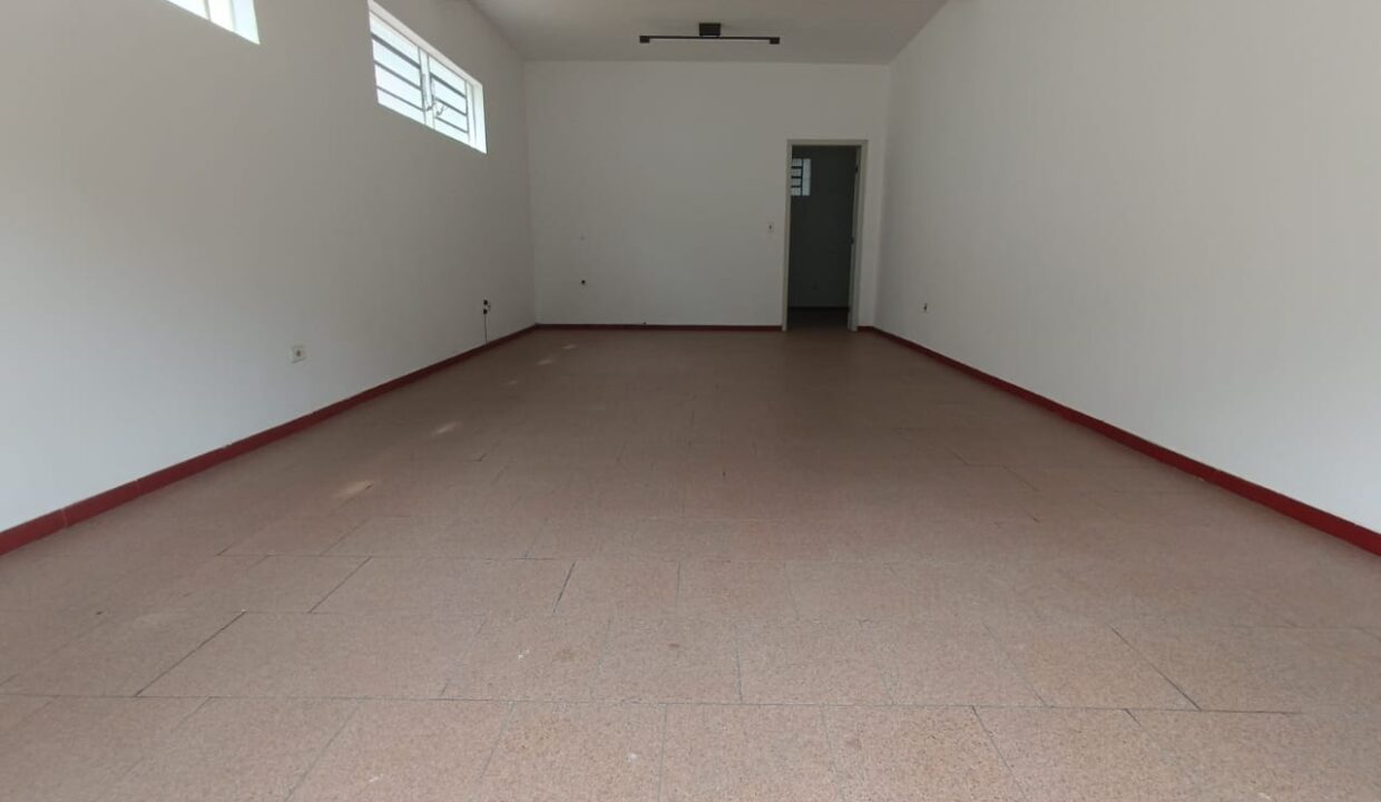 WhatsApp Image 2025-10-27 at 16.17.12 (1)