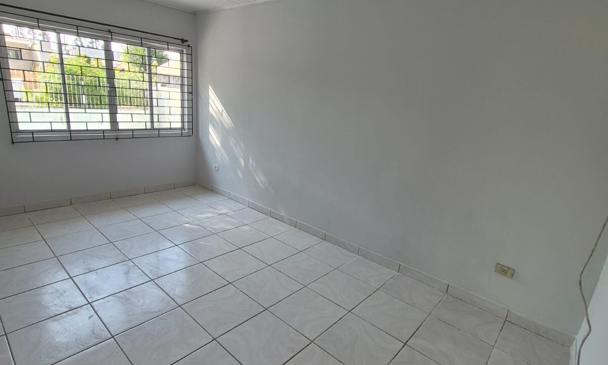 WhatsApp Image 2025-11-07 at 16.22.43 (2)