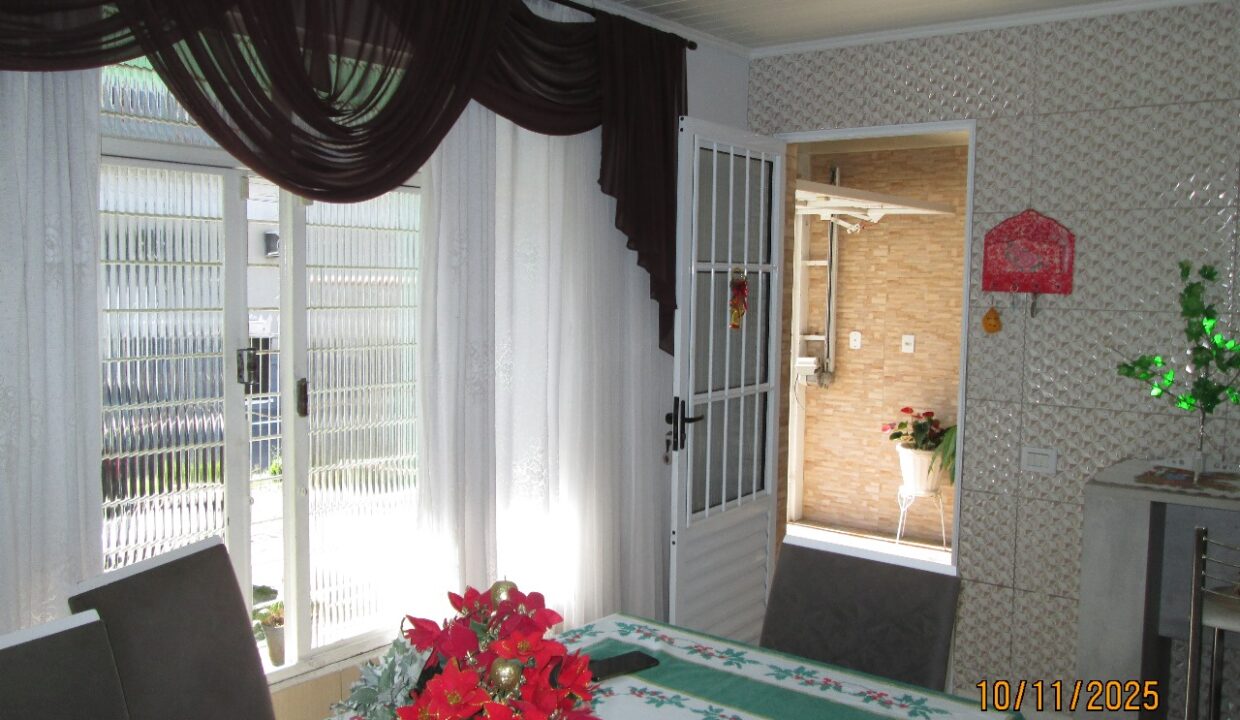 WhatsApp Image 2025-11-11 at 10.37.49 (2)