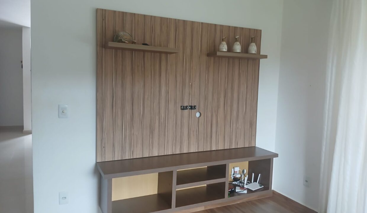 WhatsApp Image 2025-12-01 at 11.49.00