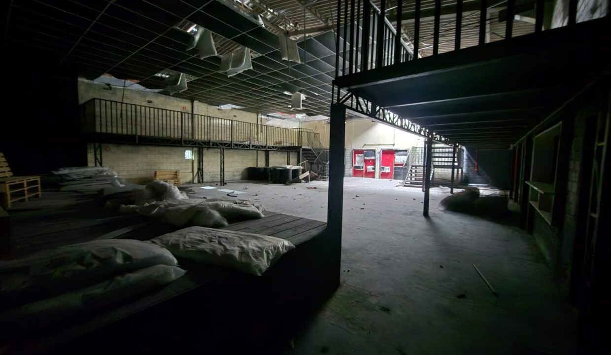 WhatsApp Image 2025-12-09 at 09.15.12