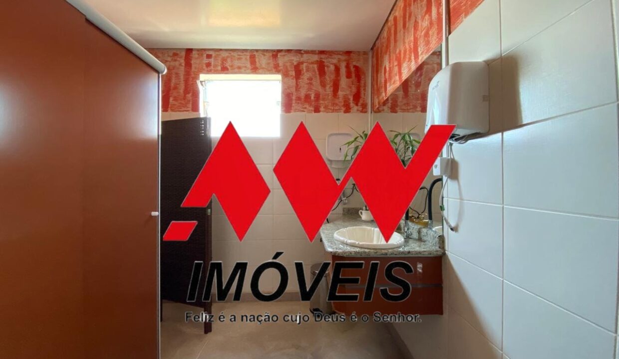 iIN3V165n7C4_39431690b5941d9c07