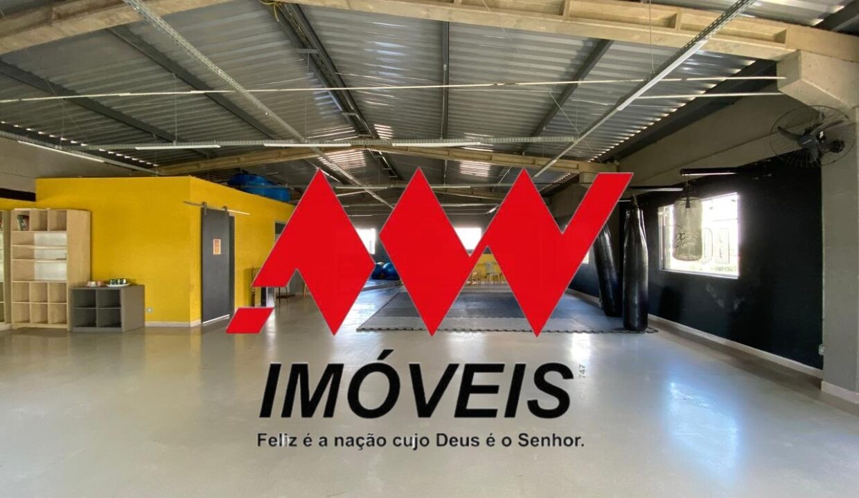 iIN3V165n7C4_39431690b594d45e9b