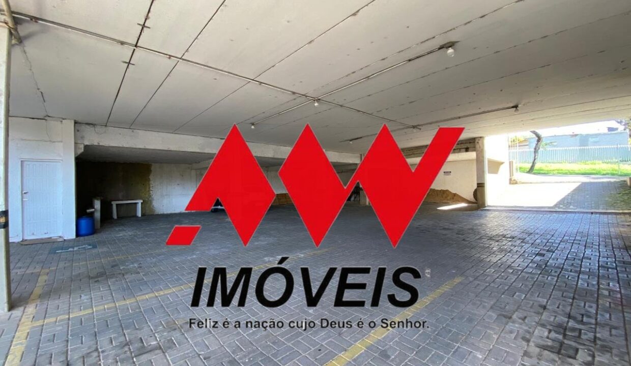 iIN3V165n7C4_39431690b59588a965