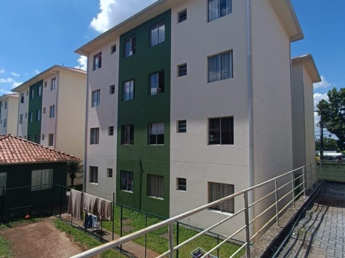 APARTAMENTO NO SITIO CERCADO