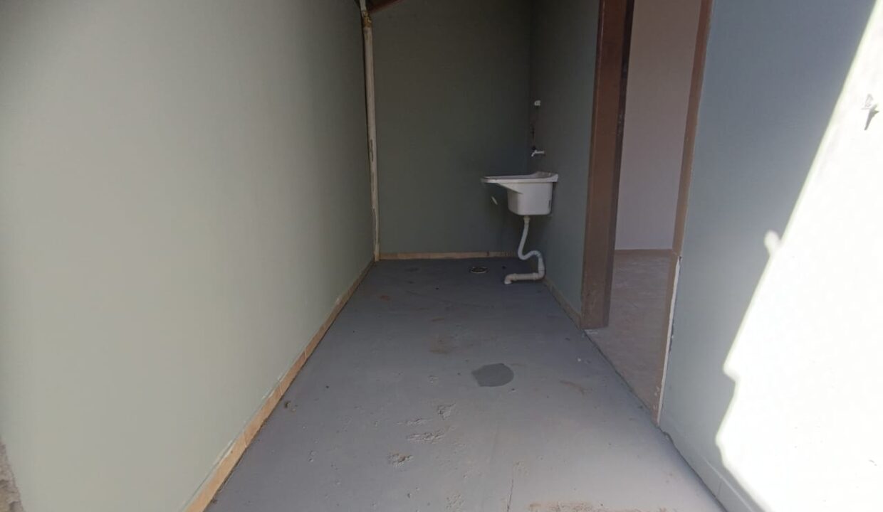 WhatsApp Image 2025-09-24 at 08.36.11